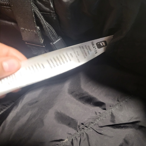 Fabletics shift bag - Picture 8 of 15